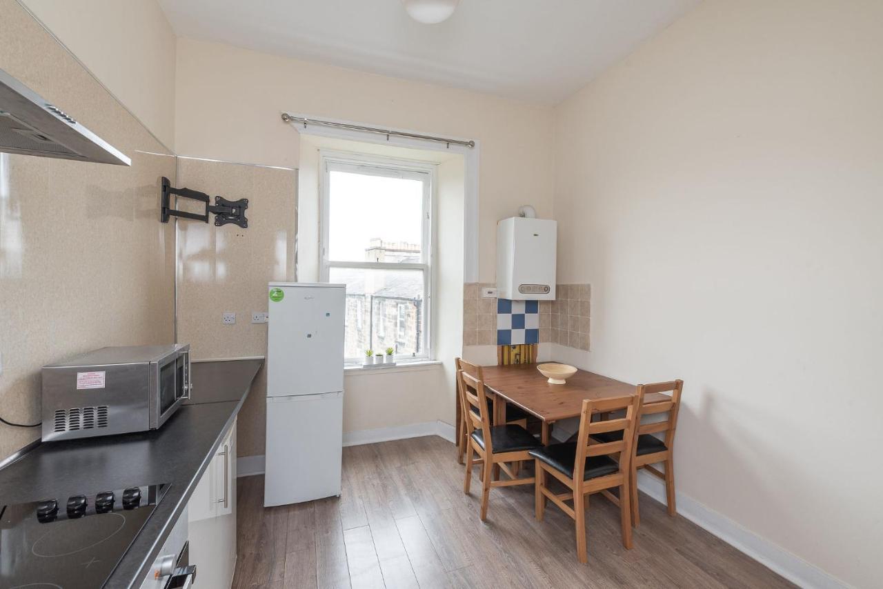 Spacious Ensuite Rooms In Edinburgh City Centre - Excellent Location Exterior foto