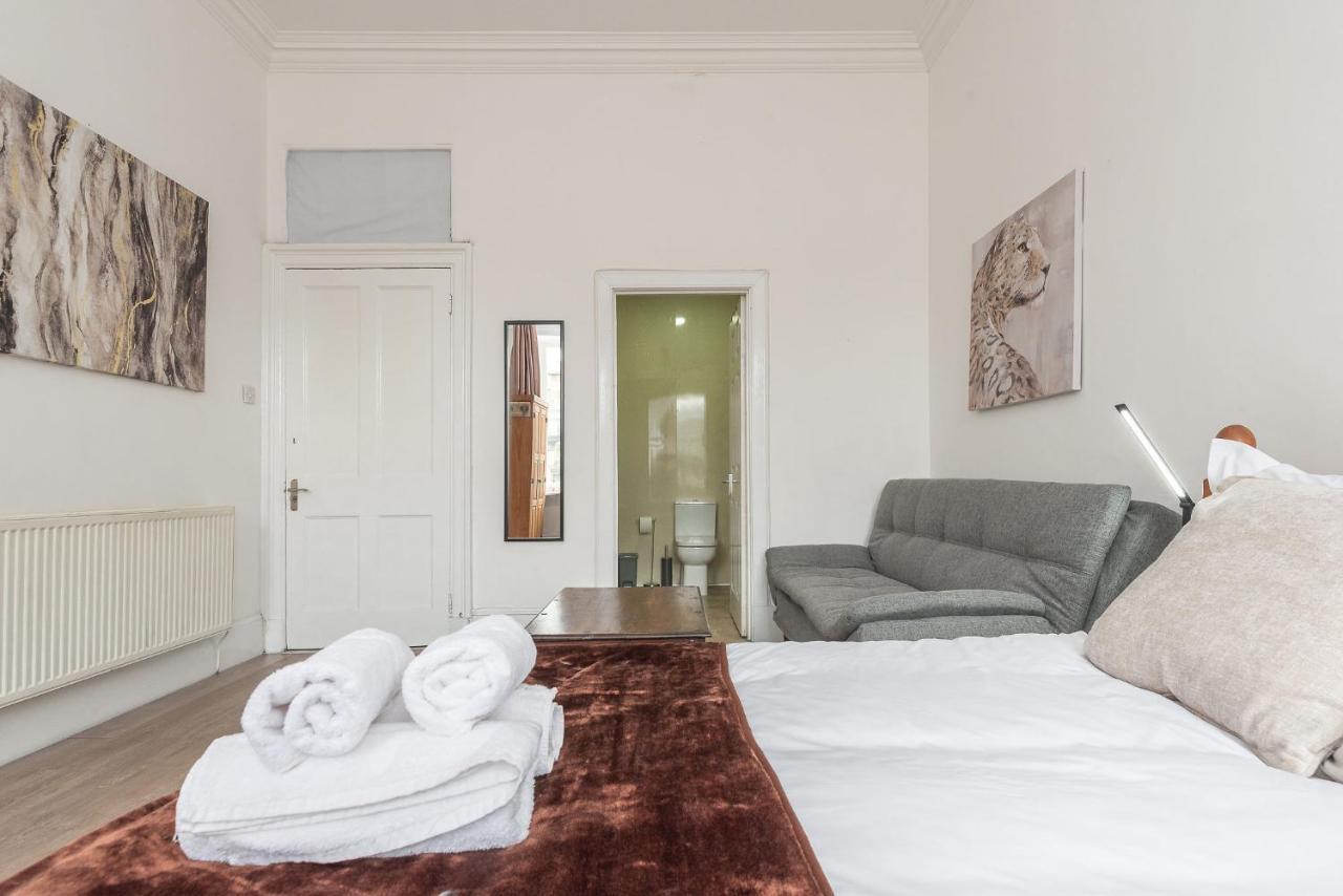 Spacious Ensuite Rooms In Edinburgh City Centre - Excellent Location Exterior foto