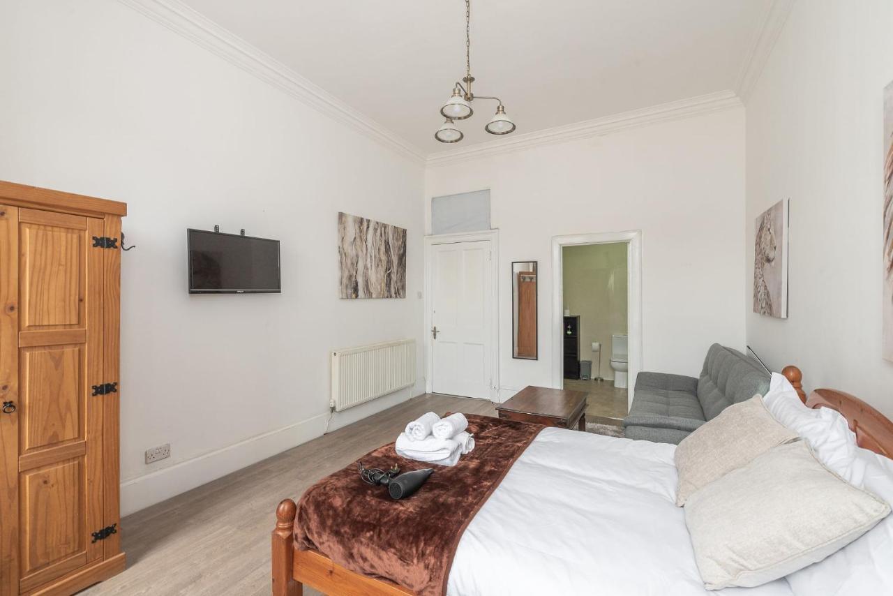 Spacious Ensuite Rooms In Edinburgh City Centre - Excellent Location Exterior foto