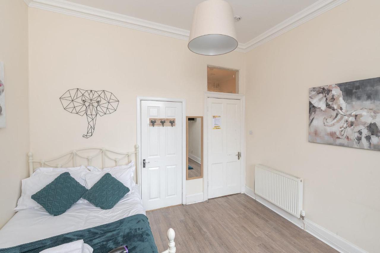 Spacious Ensuite Rooms In Edinburgh City Centre - Excellent Location Exterior foto