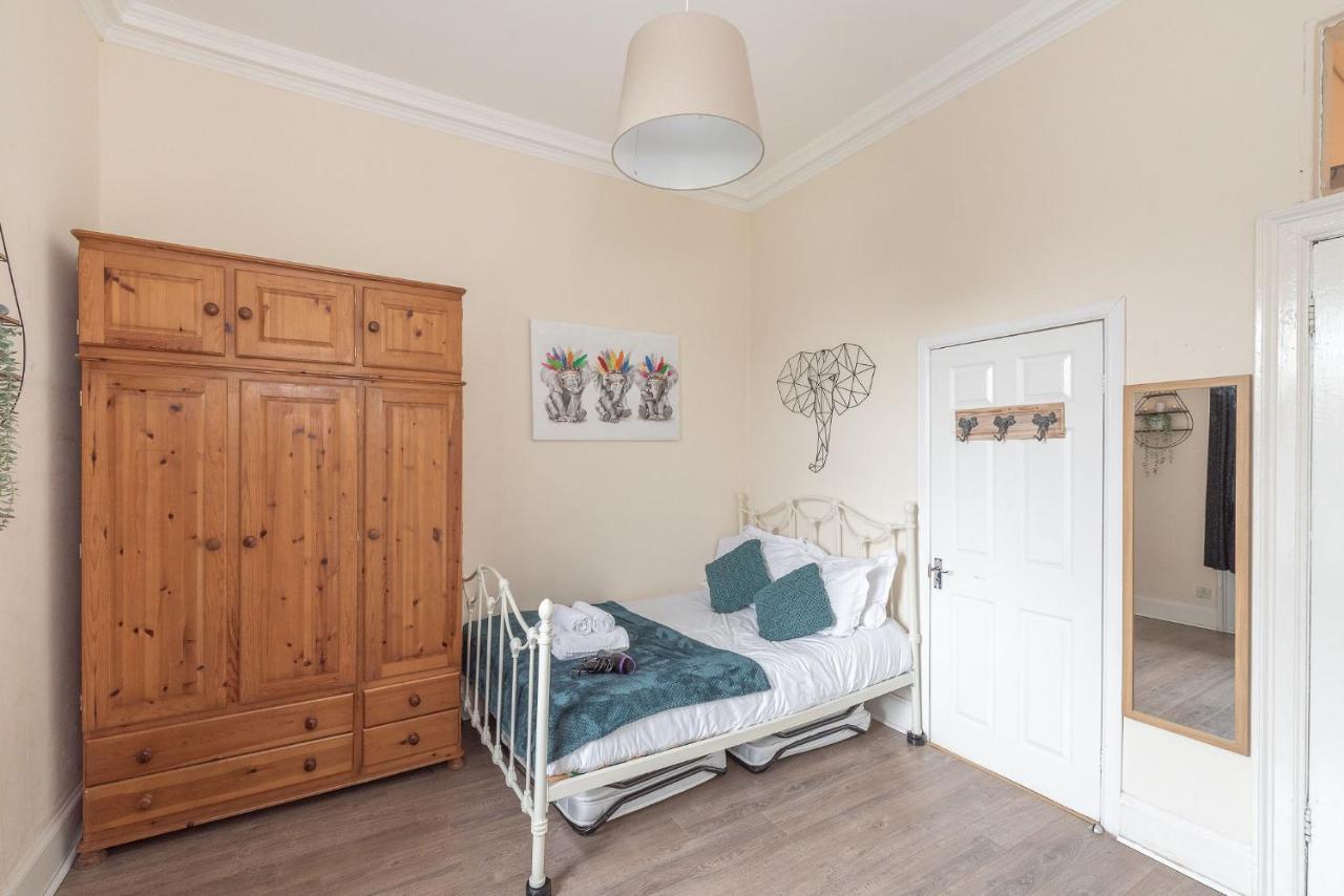 Spacious Ensuite Rooms In Edinburgh City Centre - Excellent Location Exterior foto